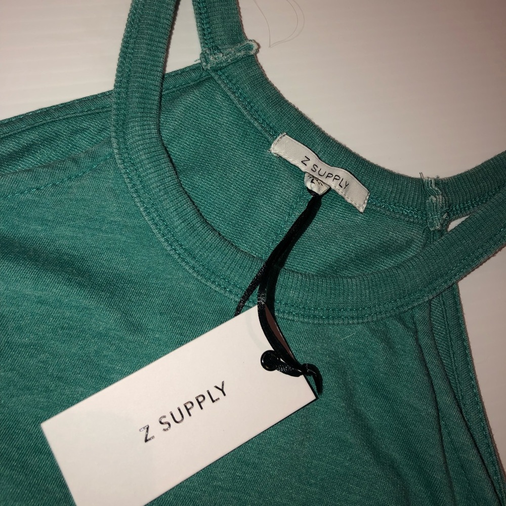 Z supply cold shoulder dress - Picture 6 of 8